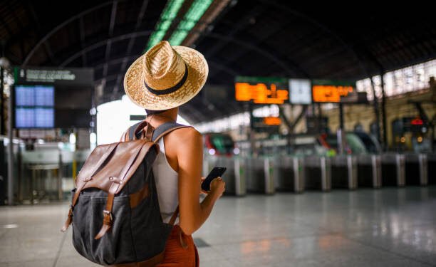 How to Travel as a Student Without Spending Too Much (2026 Guides)