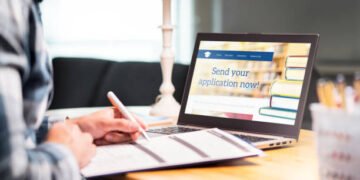 What Most Students Get Wrong When Applying for Scholarships 2026