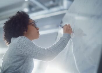 Top Courses That Lead to High-Paying Jobs UK in 2026