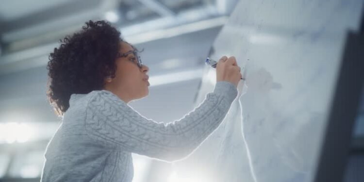 Top Courses That Lead to High-Paying Jobs UK in 2026